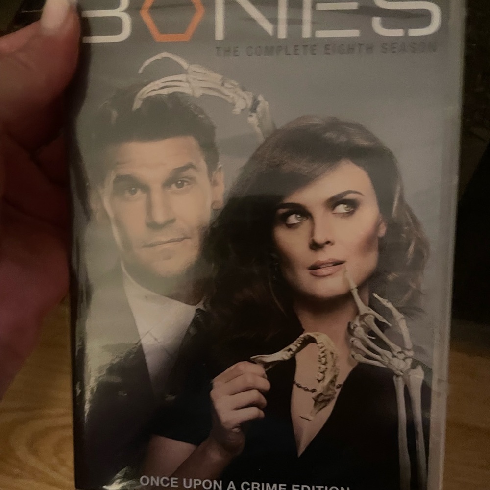 Bones season 8 dvd set